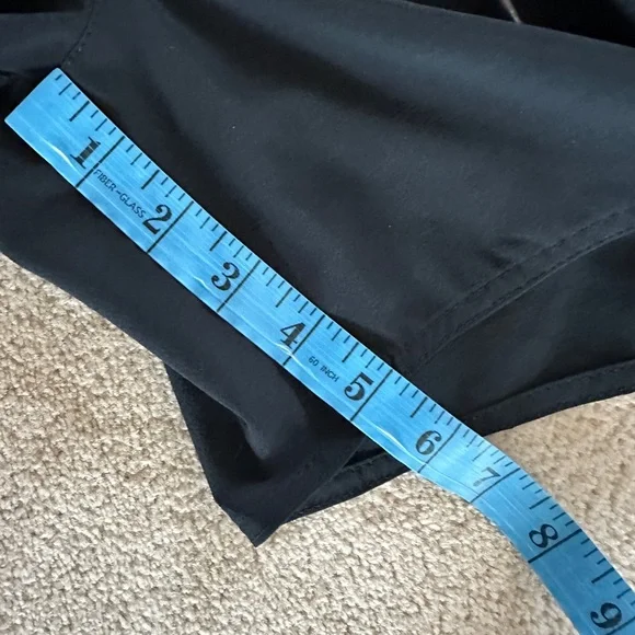 Volcom shorts - Picture 6 of 8